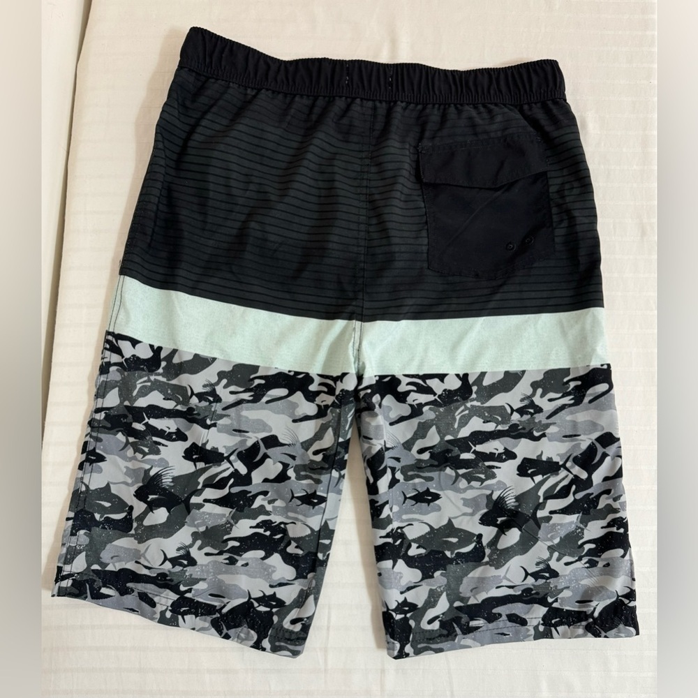 NWT Ocean Coast Mens Board Shorts Swim Trunks XL Blk/Gray/Green Camo Fish - Picture 4 of 10
